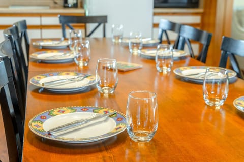 Oceanfront Family Cabin 4 BR Wrap-Around Deck Cabin in Rockaway Beach