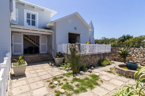 Property building, Garden view
