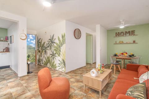 Natural landscape, Living room