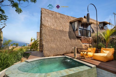 Property building, Swimming pool