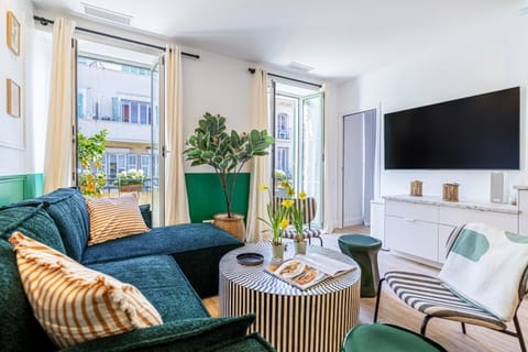 TV and multimedia, Living room