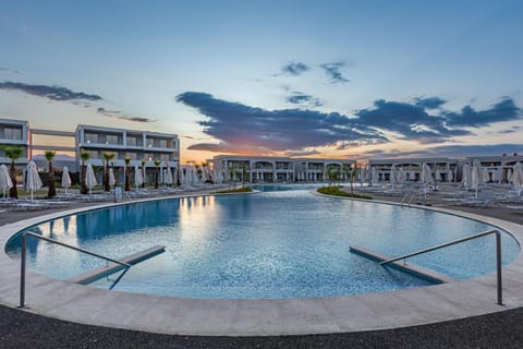 Property building, Pool view, Swimming pool