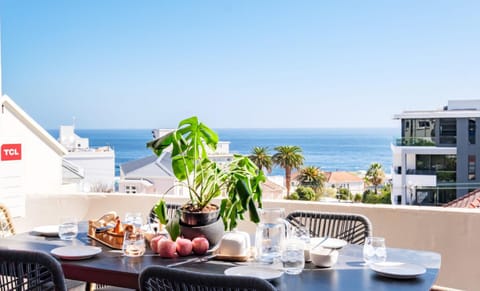 Bantry Alanda - Modern Apt in Bantry Bay with views Apartment in Sea Point