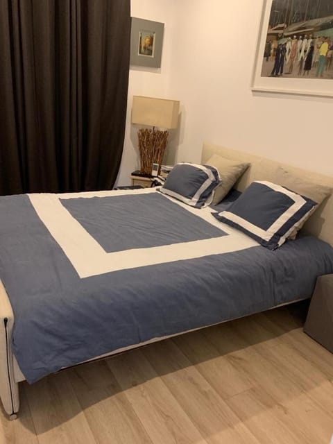 Appart avec piscine chauffée et plage 5 min Apartment in Canton of Vaud