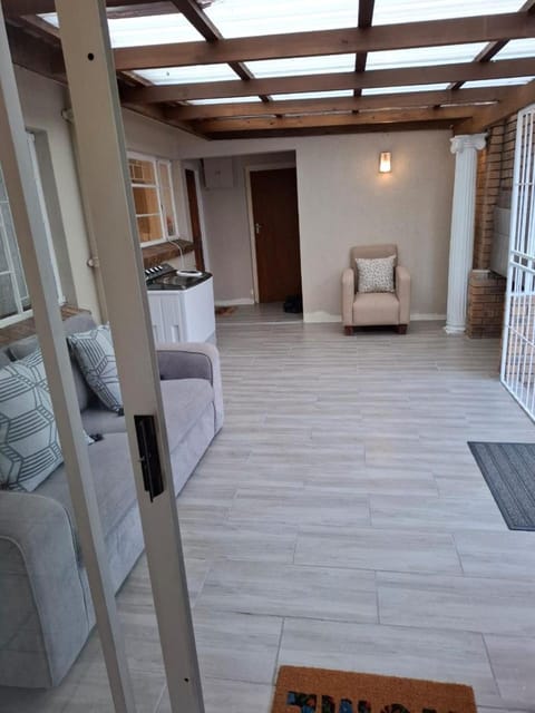 Chez Yves 2 Vacation rental in Cape Town