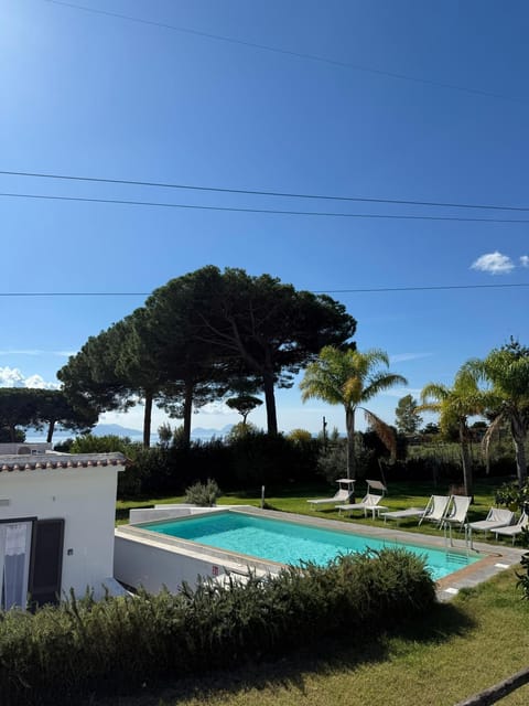 Day, Natural landscape, Garden view, Pool view, Swimming pool, sunbed