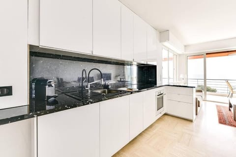 Immogroom- 2 bedrooms -Panoramic Sea view - Huge Apartment in Cannes