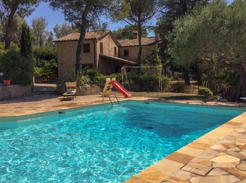 Property building, Day, Garden, Garden view, Pool view, Swimming pool, sunbed