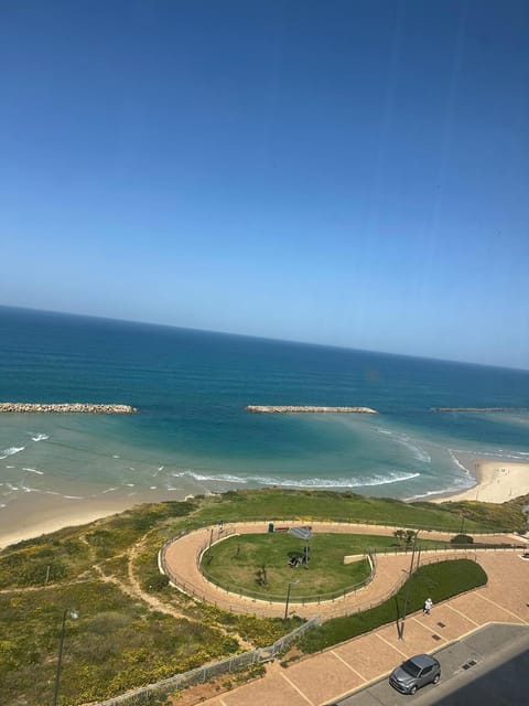 Nearby landmark, Day, Neighbourhood, Natural landscape, Bird's eye view, Beach, Sea view