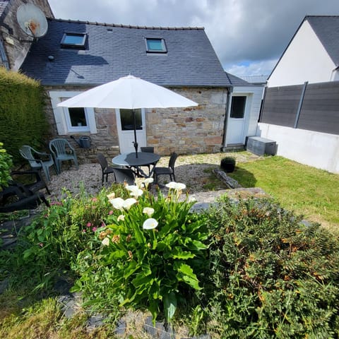 "La maison d'étape" proche de la Riviera Bretonne House in Quimper
