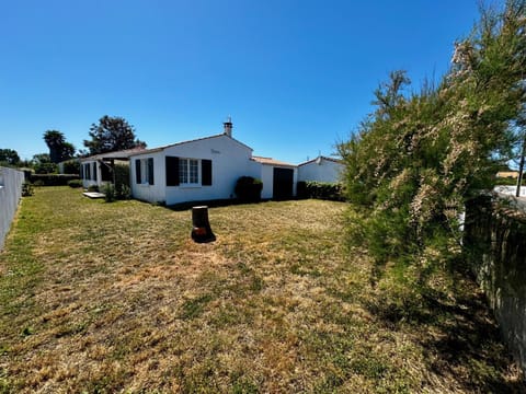 Property building, Garden, Garden view