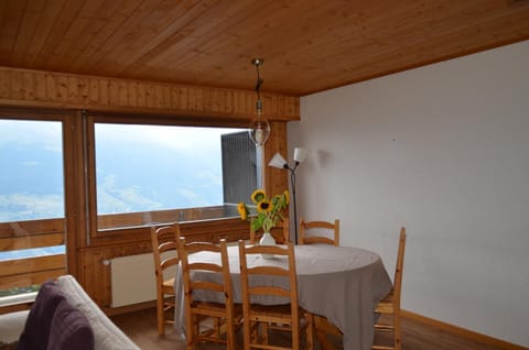 Immeuble Panorama Apartment in Canton of Valais