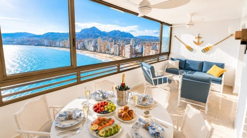 View (from property/room), Balcony/Terrace, Mountain view, Sea view