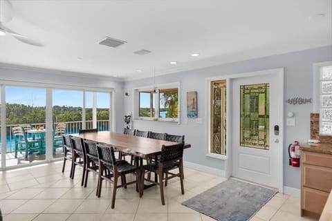 Boulevard Paradise House in Marathon