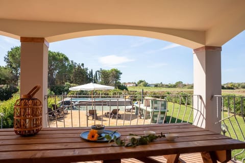 Patio, Day, Garden, Balcony/Terrace, Dining area, Garden view