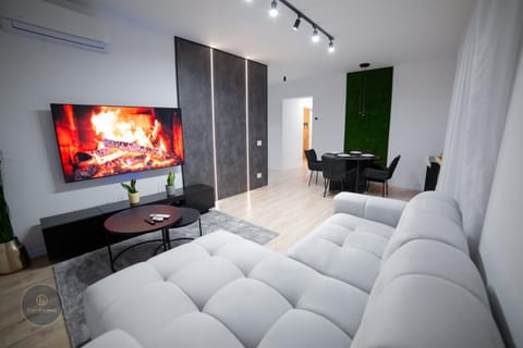 Library, TV and multimedia, Dining area, internet