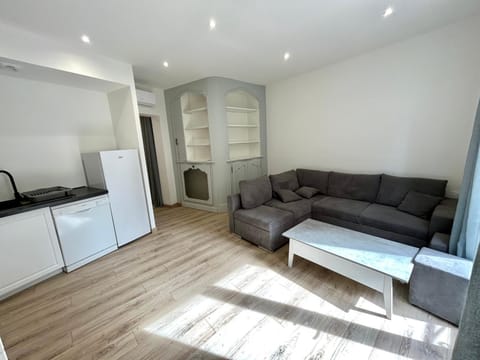 Joli T2 Plein Coeur du Centre Historique Apartment in Avignon