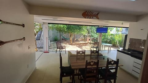 Casa de praia em Itaúna, Saquarema, Pertinho do mar 150 m da areia com 3 quartos e ar condicionado House in Saquarema