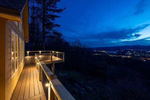 Night, Natural landscape, View (from property/room), Balcony/Terrace, Mountain view