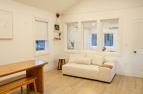 Peaceful Catskills Creek House House in Saugerties