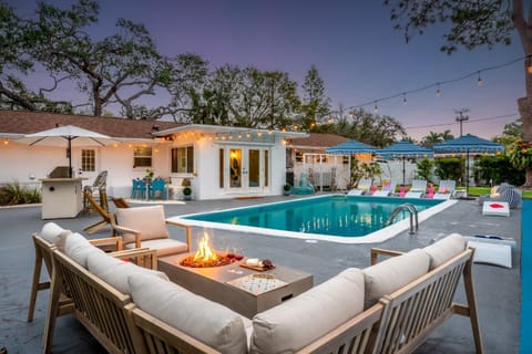 Pool view, Swimming pool