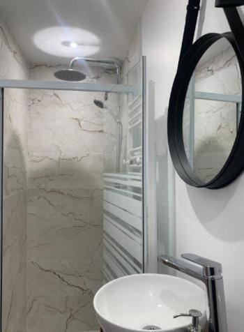 Le Petit Saint-Martin - Hypercentre Apartment in Caen