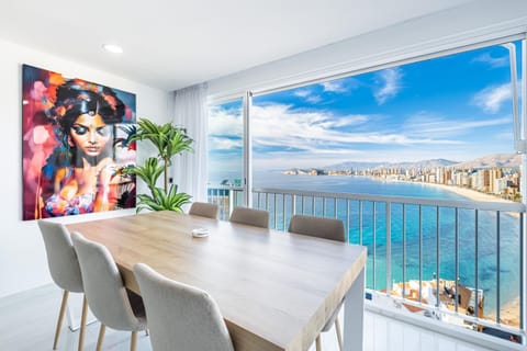 Natural landscape, Decorative detail, Dining area, Beach, City view, Mountain view, Sea view