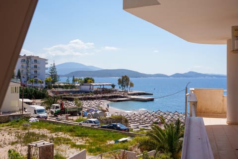 Petrit Apartments 2 Apartment in Sarandë