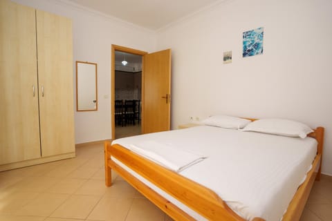 Petrit Apartments 2 Apartment in Sarandë