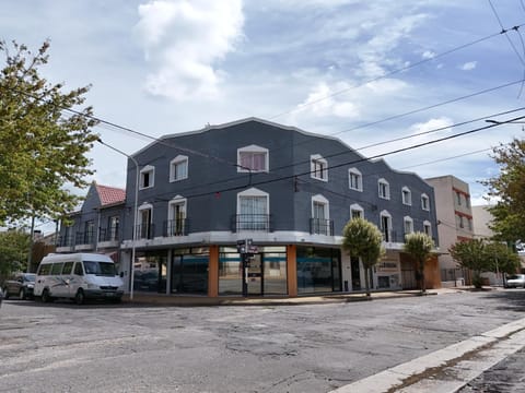 Property building, Street view, Location