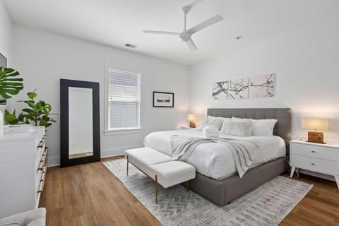 Sweet Retreat, Old Village, 5 mins to Dtwn House in Mount Pleasant