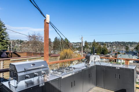 The Lookout Landing home House in Bremerton