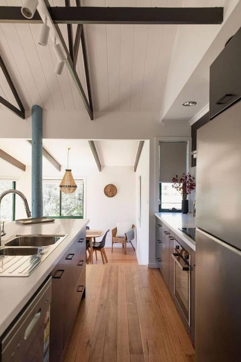 The Haven House in Binalong Bay