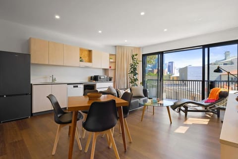 View (from property/room), Kitchen or kitchenette, Living room, Other, Dining area