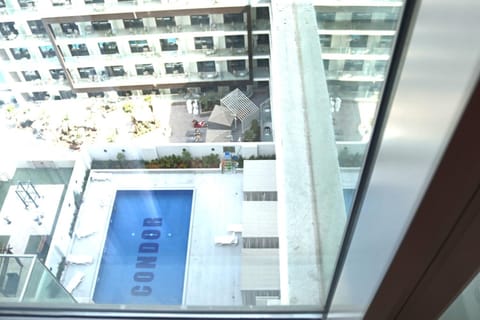 Casa Royale Vacation Home - JVC Apartment in Dubai