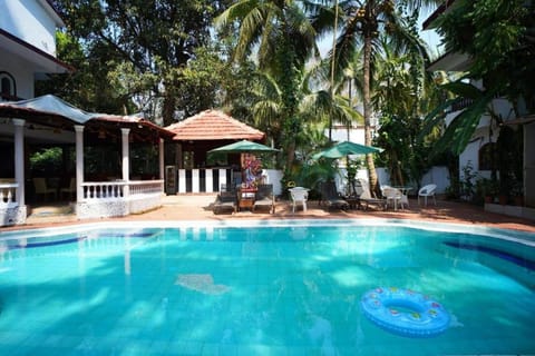 Property building, Swimming pool