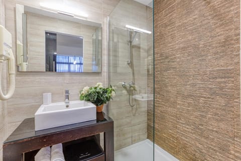 Stylish 1Bedroom Studio in the heart of St Julians 303 Apartment in Saint Julians