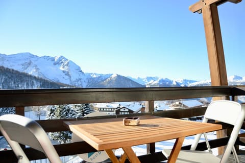 Hostdomus - Royal View Apartment in Sestriere