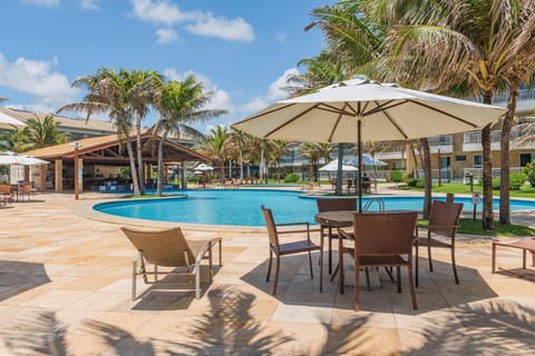Day, Swimming pool, sunbed