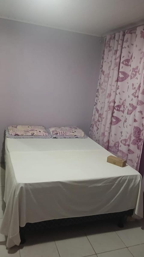 Casa com 2 quartos e 2 banheiros na Lagoa do Centro House in São Pedro da Aldeia