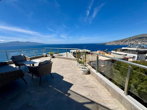 Penthouse Paulina Apartment in Sarandë