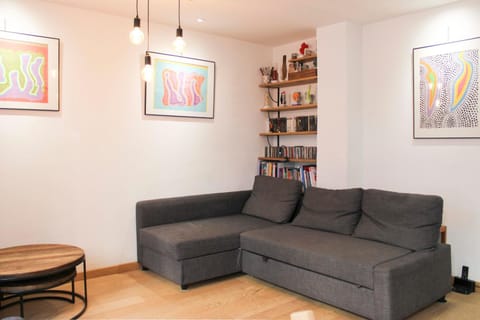Spacious T4 with Wifi near Bercy Apartment in Paris