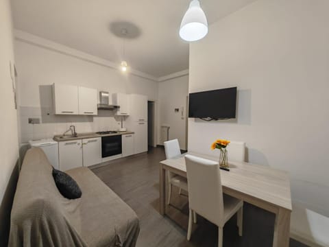 Kitchen or kitchenette, Living room, Dining area, kitchen