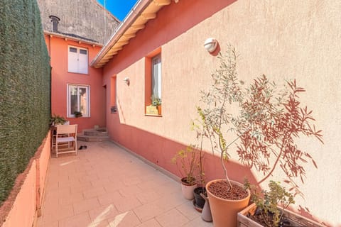 Cosy Townhouse 5 min Monte-Carlo Casino House in Avenue du Carnier
