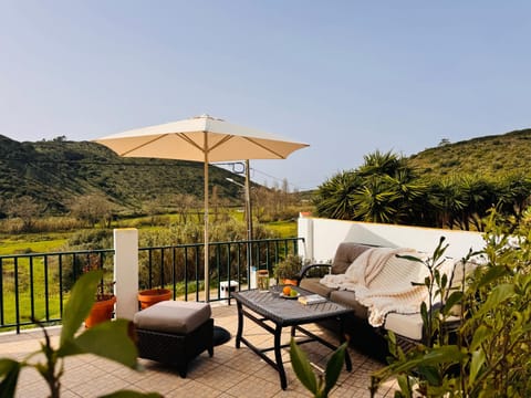 Natural landscape, Garden, View (from property/room), Balcony/Terrace, Seating area