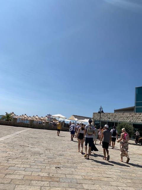 NEWBORN Hostel Budva Hostel in Budva