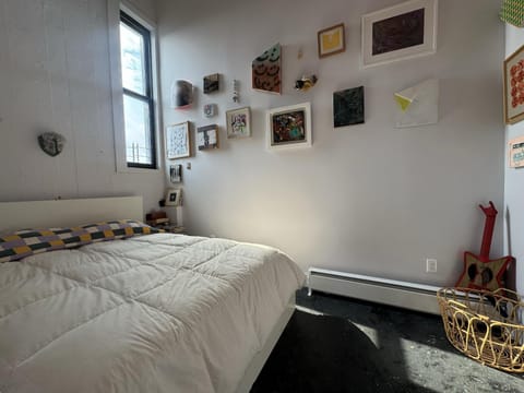 Bed, Decorative detail, Bedroom