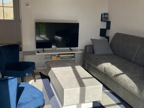 Maison neuve à Le Palais avec WIFI, proche plage - FR-1-418-266 House in Brittany