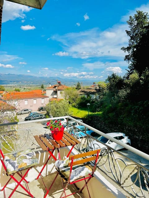 Patio, Day, Natural landscape, View (from property/room), Balcony/Terrace