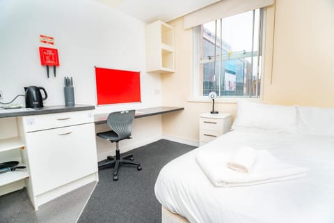 Modern & Cosy Central Coventry Budget Studio Apartment in Coventry